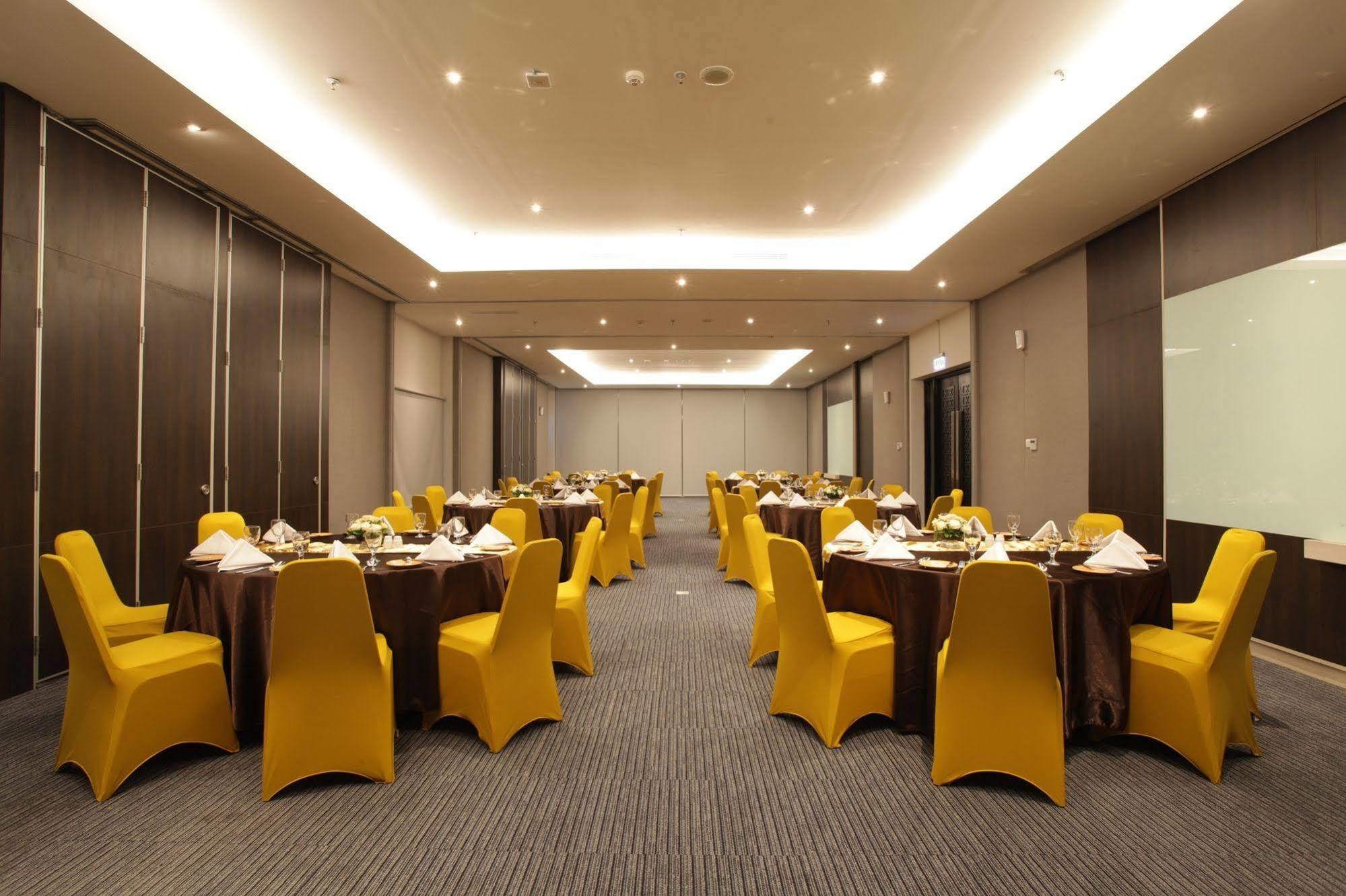 Hotel Mercure Cikini
